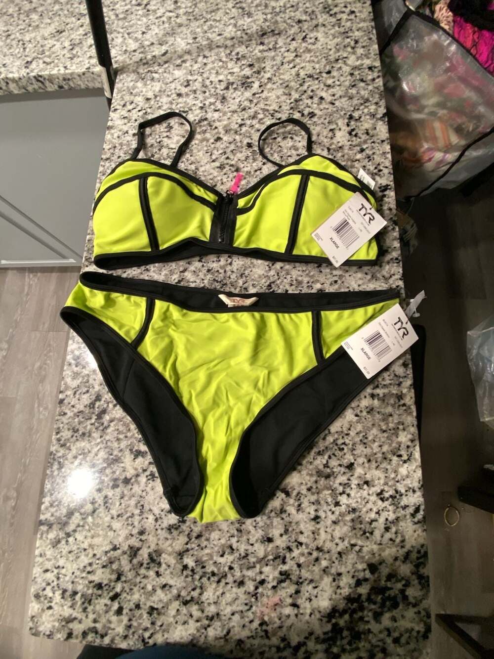 TYR Flirt Zipper Lingerie Bra and Classic Bottom Bikini Set Limelight XL NWT